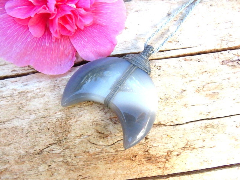 Botswana Agate Necklace | moon necklace