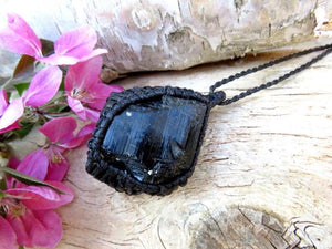 Shiny Black Tourmaline crystal necklace / statement necklace / raw tourmaline necklace / black tourmaline / raw tourmaline crystal