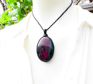 Ruby Zoisite Necklace / Womens Jewelry / Healing stone pendant / Macrame jewelry / Healing stones and crystals / Healing gemstone necklace