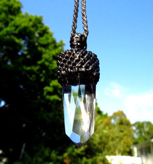 Crystal necklace, Macrame necklace, Quartz Necklace, Crystal Point Necklace, Faceted Quartz, gifts for her, gifts for him, spiritual jewelry