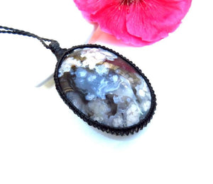 Black Flower Agate macrame necklace, statement jewelry, statement necklace, unique gift ideas, christmas gift ideas for her, snowflake agate