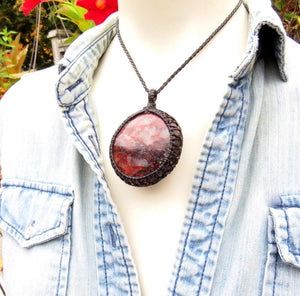 Earthy Bohemian Red Hematoid Quartz necklace, handmade red quartz pendant necklace, natural stone macrame necklace, spiritual red quartz