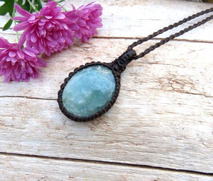 Aquamarine crystal necklae, macrame necklace, aquamarine crystal healing, aquamarine chakra, Pisces gifts, Aries gifts, gemstone gift