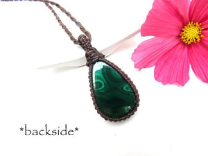 Chatoyant Malachite macrame necklace, gift ideas for the capricorn, christmas gift ideas, gift ideas for the globe trotter, gemstone