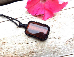 Red Tiger Eye gemstone necklace, macrame necklace, gift ideas for him, for her, christmas gift jewelry, chakra necklace, tiger iron jewelry