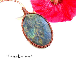 Rainbow Labradorite necklace, statement necklace, flashy labradorite, gift ideas for the glam fan, for the yogi, christmas gift idea mom