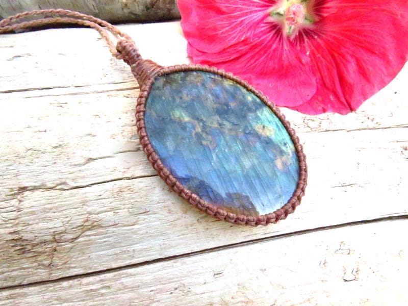 Rainbow Labradorite necklace, statement necklace, flashy labradorite, gift ideas for the glam fan, for the yogi, christmas gift idea mom