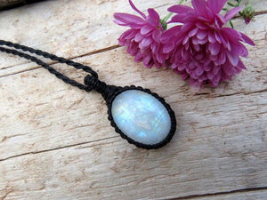 Rainbow moonstone necklace, moonstone jewelry, christmas gift ideas, gift ideas for the boho beauty, macrame moonstone, blue moonstone