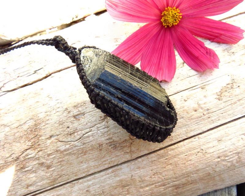 Black Tourmaline crystal necklace, macrame necklace, statement necklace, protection crystal, amulet for protection, crystal necklace