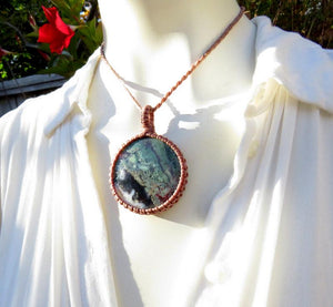 Plume Agate macrame necklace, nature inspired jewelry, gemstone necklace, gift ideas for the nature lover, gift ideas for the mom