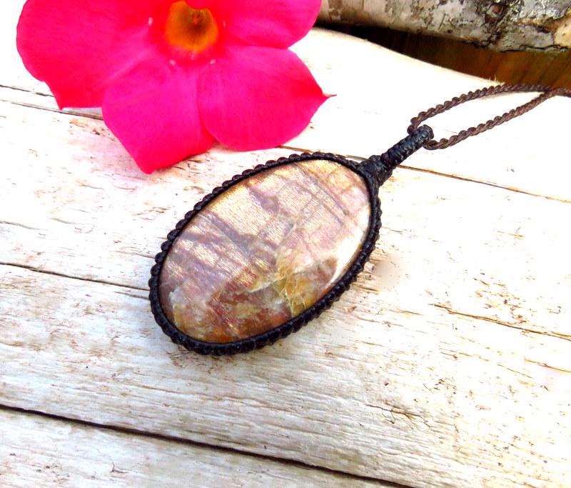 Quality Sunstone macrame necklace, gemstone jewelry