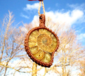 Christmas gift ideas, Ammonite macrame necklace, ammonite necklace, ammonite pendant, fossil necklace, macrame jewelry, gemstone