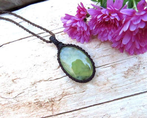 Christmas Gift idea for her, Prehnite macrame necklace, Prehnite Jewelry, Macrame necklace, Green gemstone, Positive energy, Gift for friend