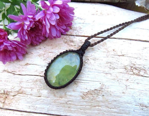 Christmas Gift idea for her, Prehnite macrame necklace, Prehnite Jewelry, Macrame necklace, Green gemstone, Positive energy, Gift for friend