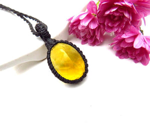 Faceted Yellow Fluorite crystal necklace, fluorite necklace, macrame necklace, mom gifts, gift ideas for her, gemstone jewelry, yellow theme