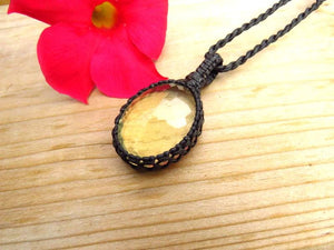 Faceted Lemon Quartz crystal healing gemstone necklace, macrame jewelry, lemon quartz jewelry, yellow quartz crystal, minimalist jewelry