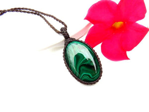 Quality Malachite macrame necklace, gift ideas for the capricorn, christmas gift ideas, gift ideas for the globe trotter, gemstone collector