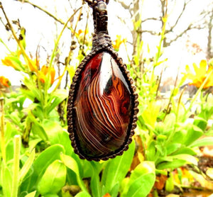 Sardonyx macrame necklace, gift ideas, macrame jewelry, sardonyx pendant, sardonyx jewelry, meaningful gifts, for her, gift ideas,