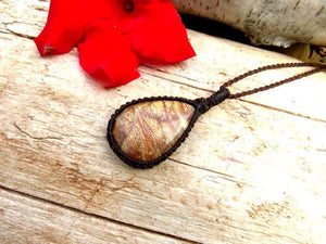 Sunstone macrame necklace, sunstone necklace, gift ideas for the supernaturalist, Sunstone meaning, Libra crystals, vacation necklace