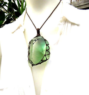 Freeform Green Fluorite crystal necklace, Fluorite pendant, macrame necklace, gift ideas for the supernaturalist, the crystal lover