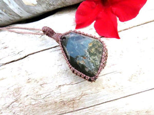 Shamanic Dream Quartz macrame necklace, garden quartz