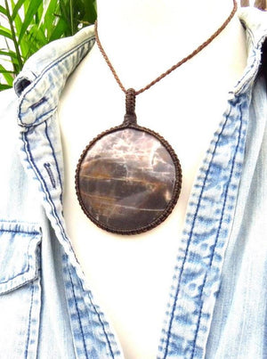 Black Moonstone necklace, Golden Shine Sunstone macrame necklace, healing sunstone pendant, sunstone jewelry, libra gemstone, libra gifts