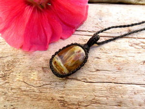 Gift ideas for the rock collector, Agate gemstone necklace, valentines day gift idea, for her, for him, mom gift, dad gift, mothers day