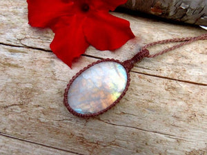 Rainbow Moonstone macrame necklace, gift ideas for the Gemini, gemini gift ideas, the boho beauty, moon lover, moon gifts, gemstone jewelry