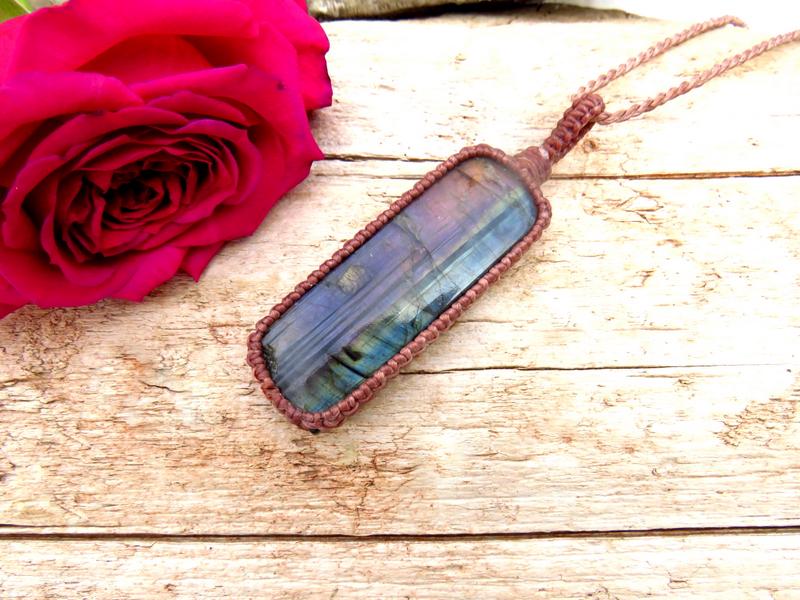 Valentines Day gift for her, Blue Labradorite gemstone necklace, mothers day gift idea, statement jewelry, for her, for mom, wife gift