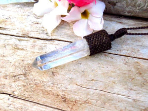 Macrame Jewelry, Quartz Crystal Necklace, Crystal point necklace, Quartz crystal, Healing crystals, macrame jewelry, Gift for wife