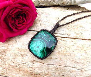 Malachite macrame necklace, statement gemstone necklace, macrame jewelry, malachite protection talisman, gift ideas for her, green gemstone