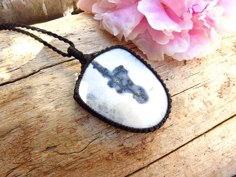 Maligano Jasper necklace, gecko pendant