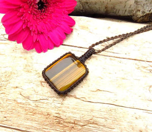 Golden Tiger Eye macrame necklace, gemstone necklace, gift ideas for him, for her, fathers day gift, chakra necklace, mothers day gift