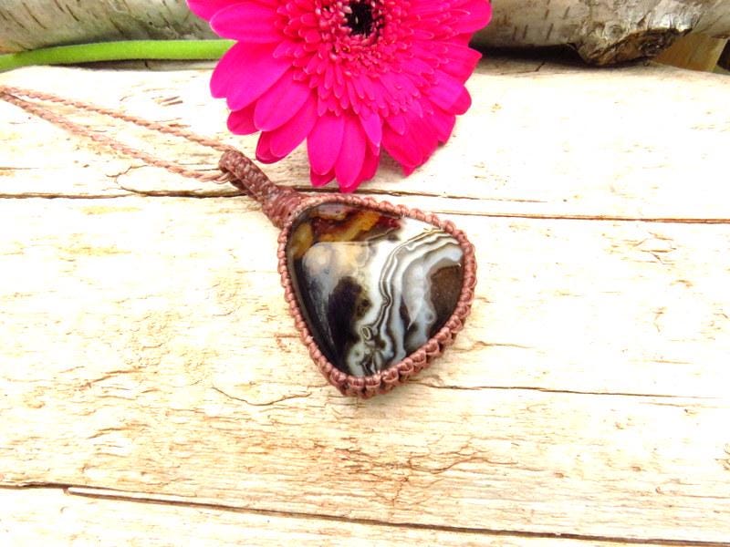 Sardonyx macrame necklace, gift ideas