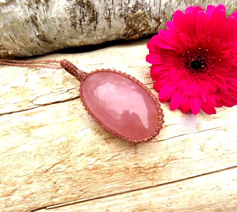 Rose quartz pendant necklace, expression of love