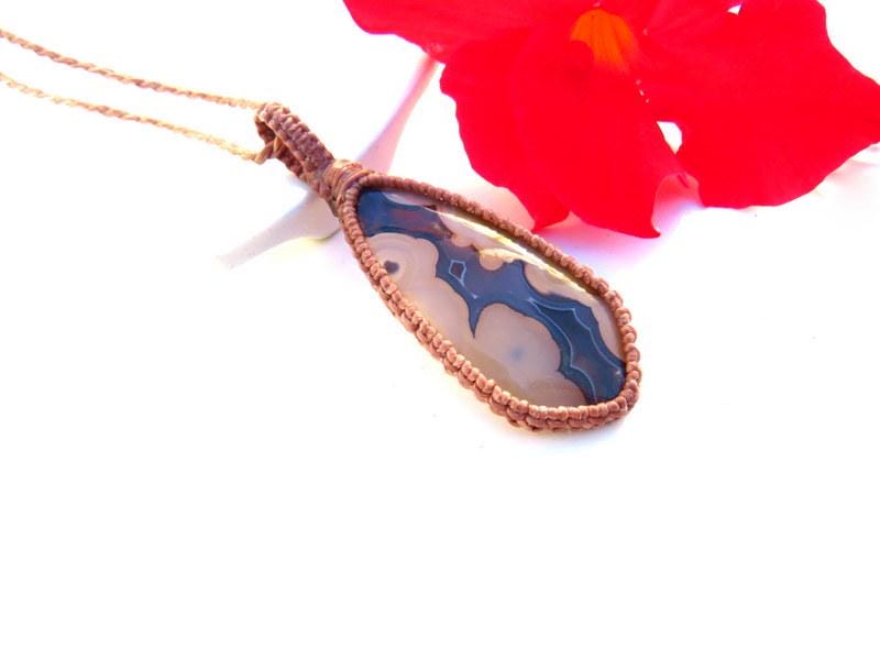 Amazing Turkish Agate macrame necklace, gemstone pendant