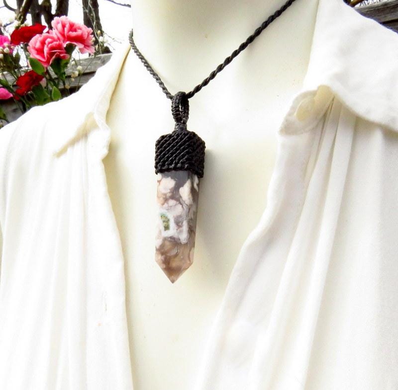 Mother Gift Ideas, Black Flower Agate Necklace