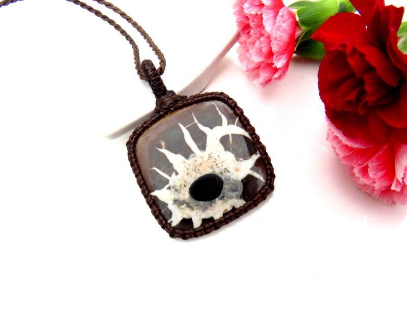 Septarian macrame necklace, septarian fossil