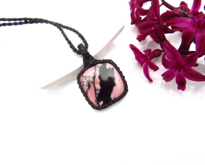 Rhodonite macrame neckace, mom gift