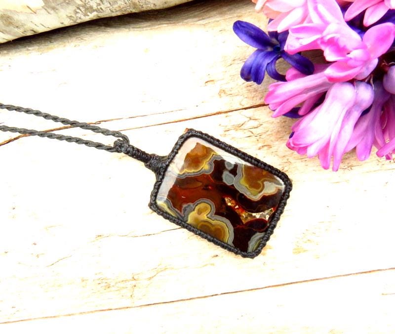Banded Agate Macrame Necklace, christmas gift ideas jewelry