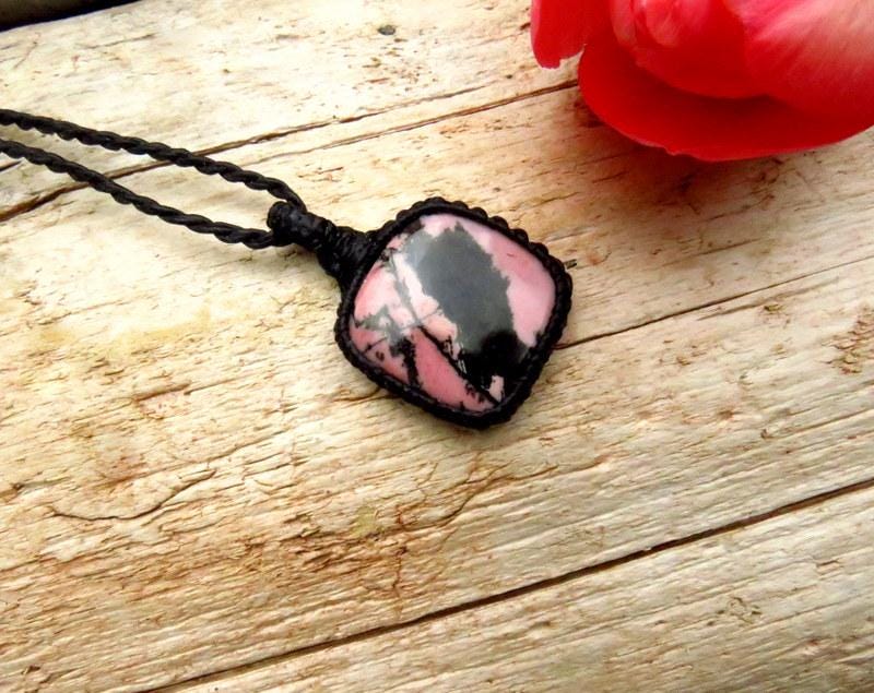Rhodonite macrame neckace, mom gift