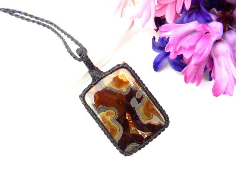 Banded Agate Macrame Necklace, christmas gift ideas jewelry
