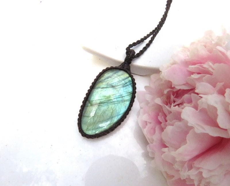 Labradorite necklace, macrame necklace