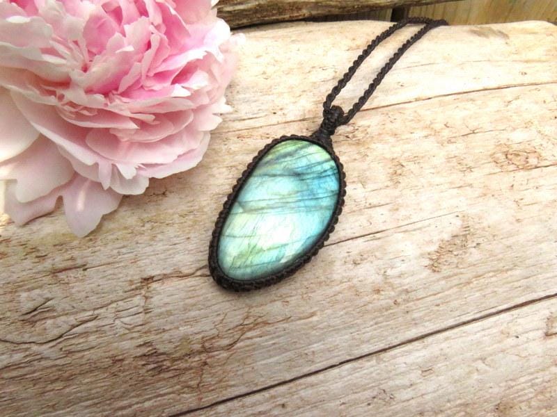 Labradorite necklace, macrame necklace