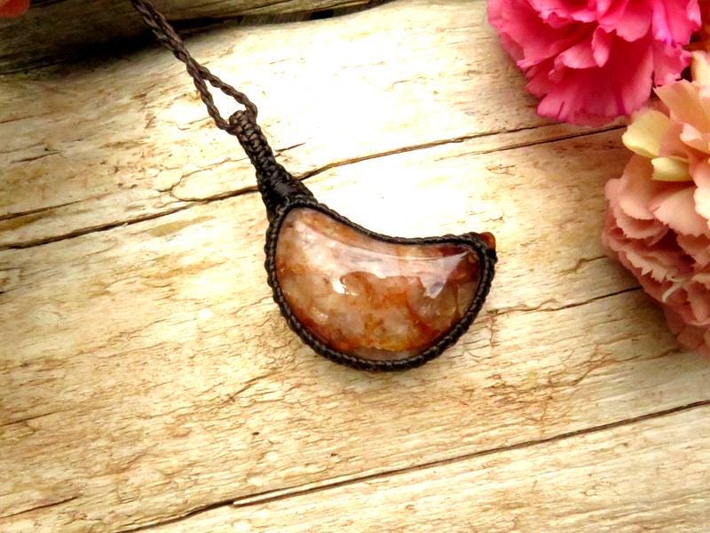 Golden Healer Quartz macrame necklace, gemstone necklace,moon necklace