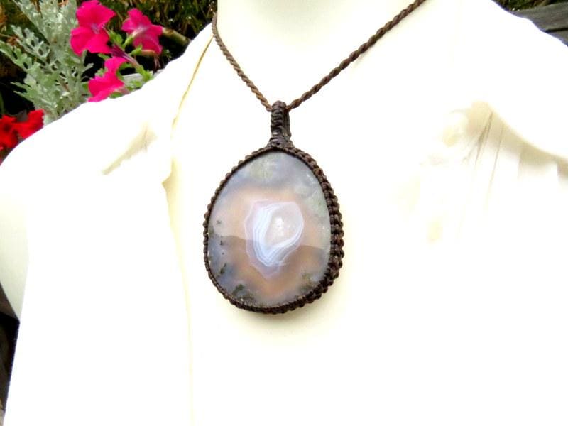 Christmas gift ideas, Agate gemstone necklace