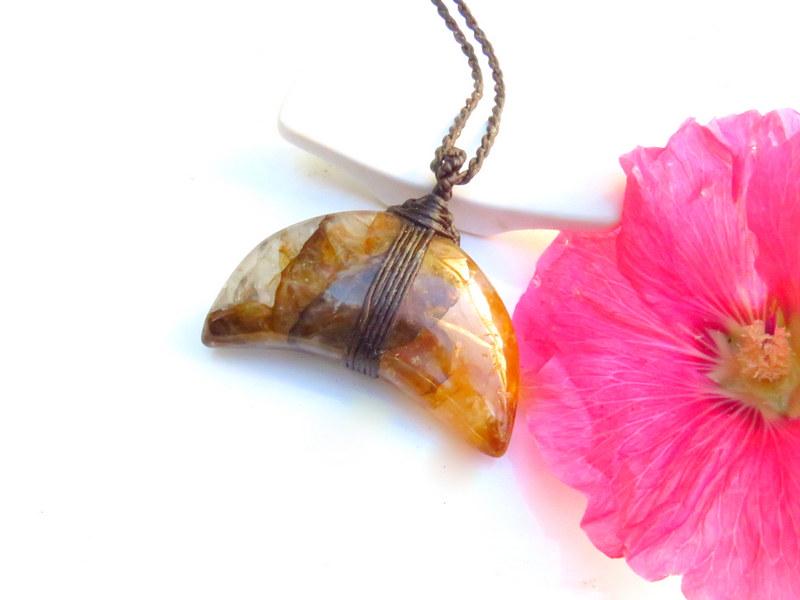 Golden Healer Quartz macrame necklace, gemstone necklace,moon necklace