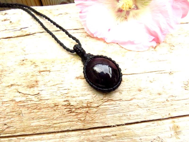 Star Garnet macrame necklace, Garnet pendant