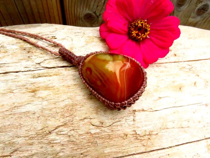 Sardonyx macrame necklace, macrame jewelry