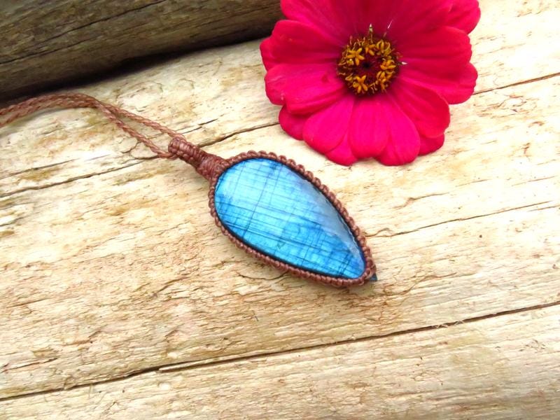 Christmas gift ideas, Labradorite macrame necklace